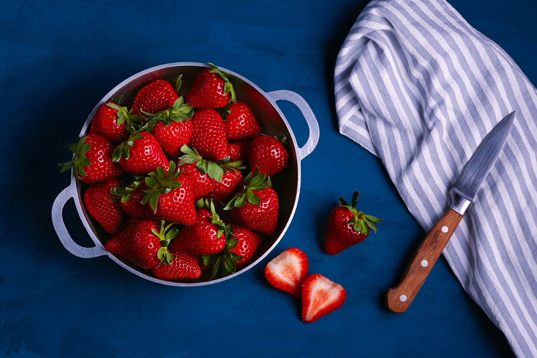 deepi-ahluwalia-walmart-strawberries